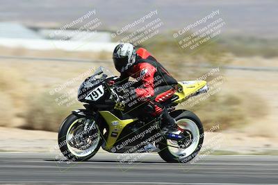 media/Apr-26-2025-BRL Bagger Racing League (Sat) [[9e270f465f]]/4-Twins Unlimited and SBK Qualifying/